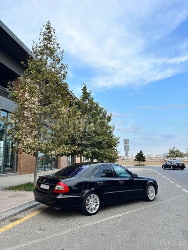 Mercedes E 350-10