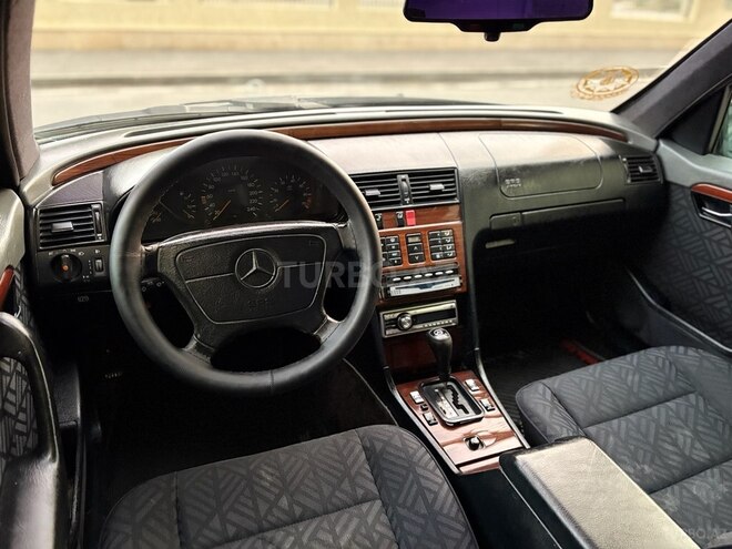 Mercedes C 200 1995, 334,000 km - 2.0 l - Bakı