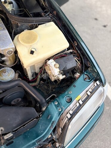 Mercedes C 200 1995, 334,000 km - 2.0 l - Bakı