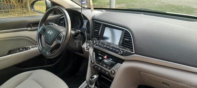 Hyundai Elantra 2017, 117,619 km - 2.0 l - Bakı