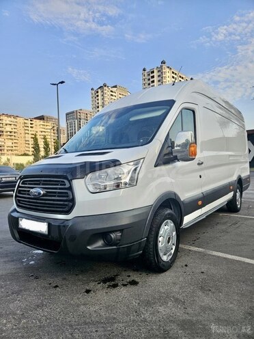 Ford Transit-2