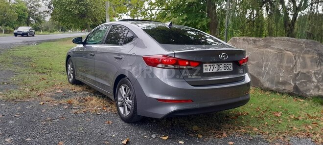 Hyundai Elantra 2017, 117,619 km - 2.0 l - Bakı