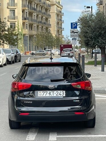 Kia  2016, 225,000 km - 1.6 l - Bakı