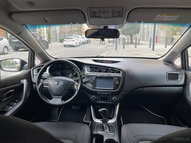 Kia  2016, 225,000 km - 1.6 l - Bakı