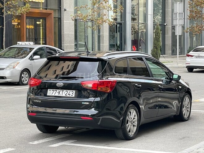 Kia  2016, 225,000 km - 1.6 l - Bakı