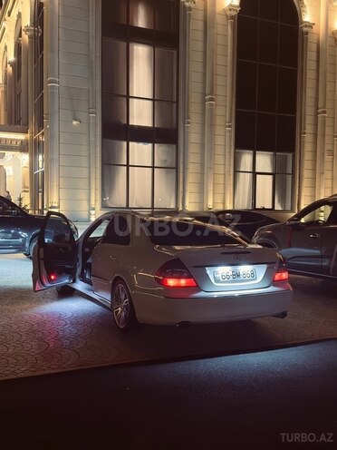 Mercedes E 350-10