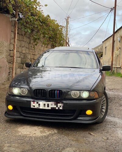 BMW 525 2001, 220,000 km - 2.5 l - Bakı