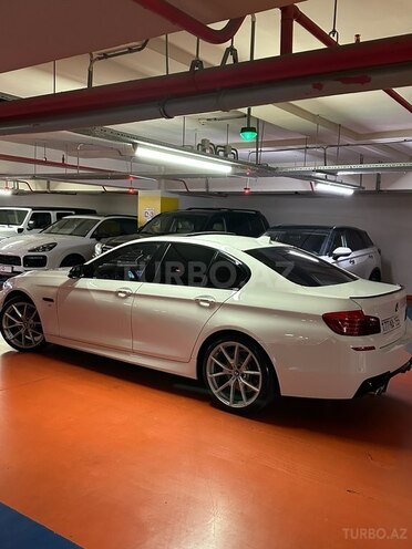 BMW 520 2016, 129,800 km - 2.0 l - Bakı