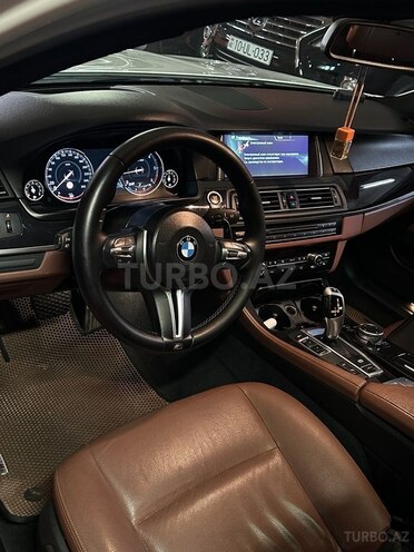 BMW 520 2016, 129,800 km - 2.0 l - Bakı