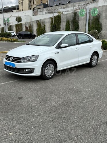 Volkswagen Polo 2018, 98,000 km - 1.6 l - Bakı