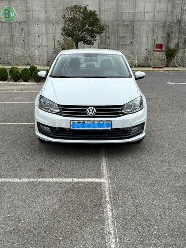 Volkswagen Polo 2018, 98,000 km - 1.6 l - Bakı