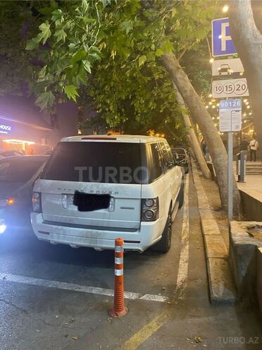 Land Rover Range Rover 2010, 232,000 km - 5.0 l - Bakı