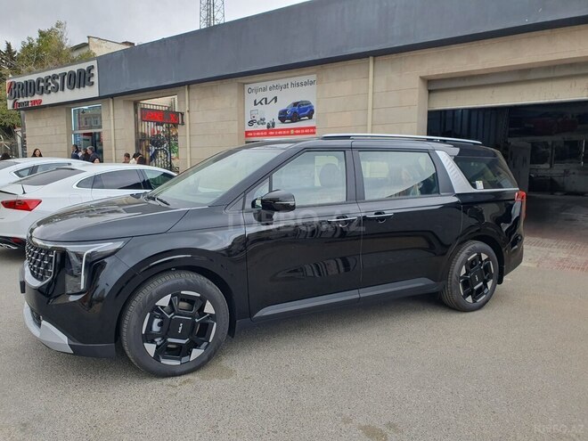 Kia Carnival-4