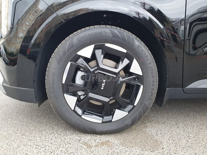 Kia Carnival-16