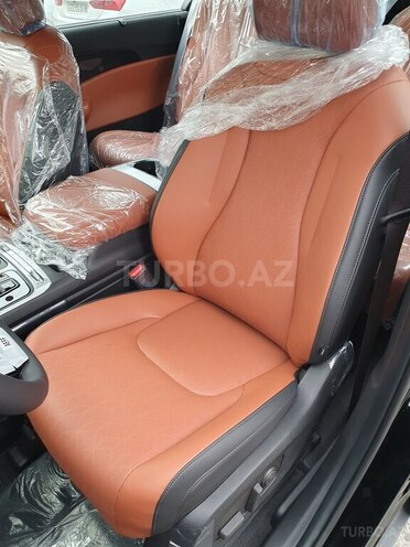 Kia Carnival-6