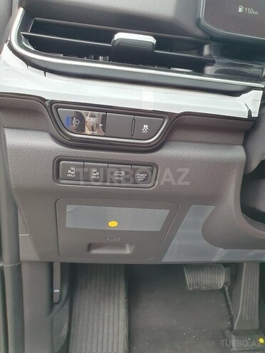 Kia Carnival-10