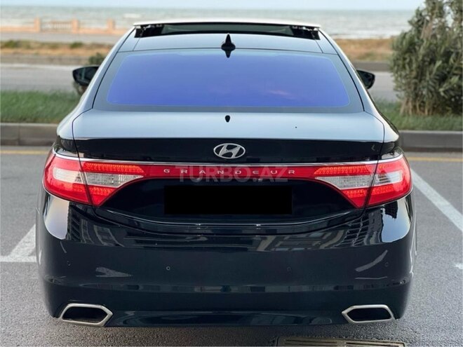 Hyundai Grandeur 2015, 247,000 km - 2.2 l - Bakı