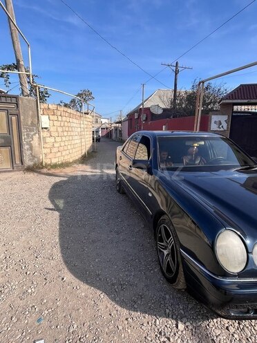 Mercedes E 230 1997, 350,000 km - 2.3 l - Bakı