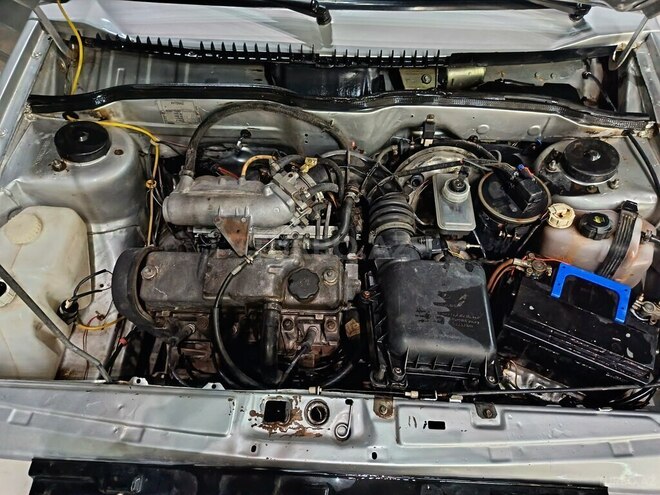 LADA (VAZ) 2115 2006, 300,000 km - 1.5 л - Yevlax