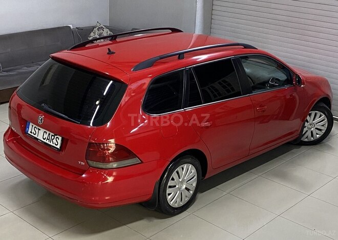 Volkswagen Golf-13