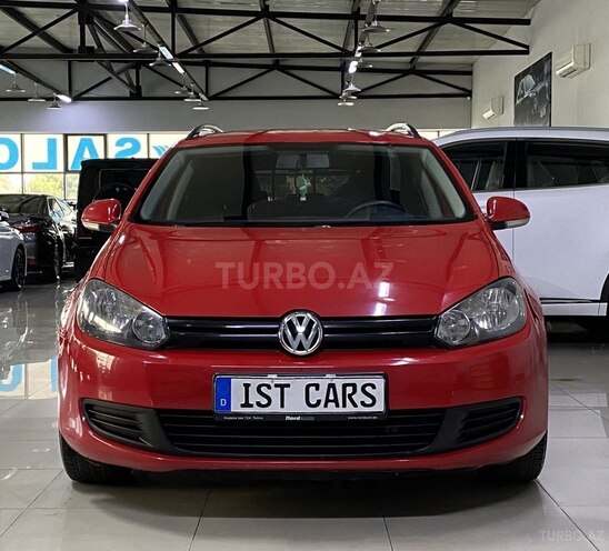 Volkswagen Golf-1