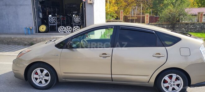 Toyota Prius 2007, 278,000 km - 1.5 l - Şəki