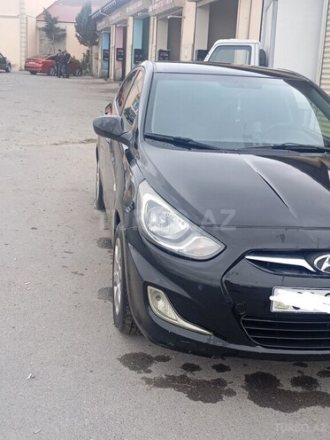 Hyundai Accent 2013, 340,000 km - 1.4 l - Bakı