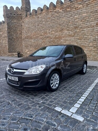 Opel Astra 2008, 320,000 km - 1.4 л - Bakı