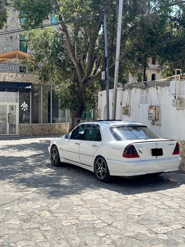 Mercedes C 230 1999, 300,000 km - 2.3 л - Bakı