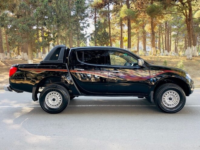 Mitsubishi L200 2013, 192,000 km - 2.5 l - Xırdalan