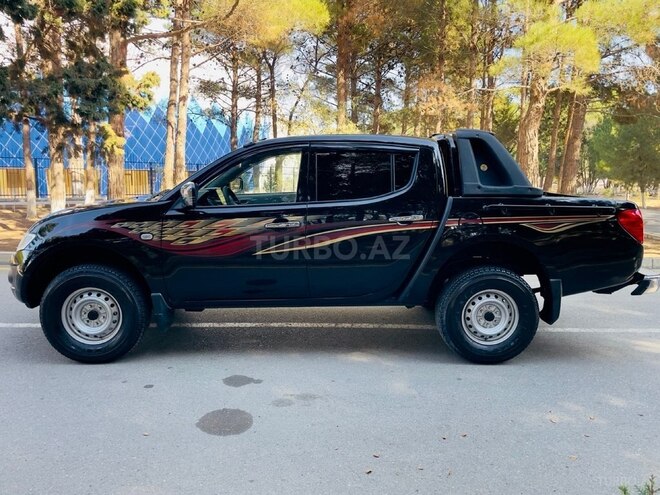 Mitsubishi L200 2013, 192,000 km - 2.5 l - Xırdalan