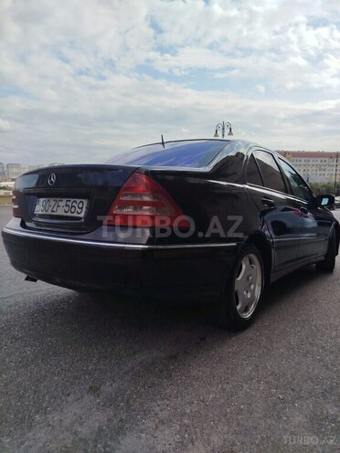 Mercedes C 220 2002, 220,000 km - 2.1 l - Bakı