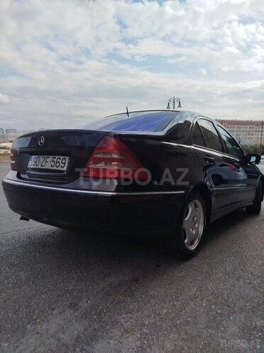 Mercedes C 220 2002, 220,000 km - 2.1 l - Bakı