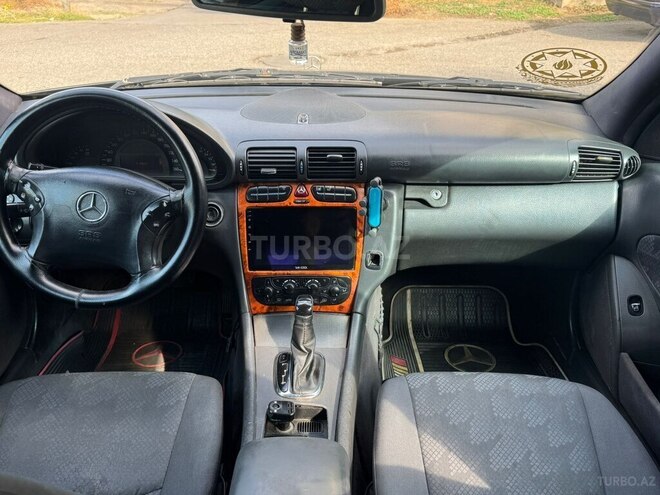 Mercedes C 220 2002, 220,000 km - 2.1 l - Bakı