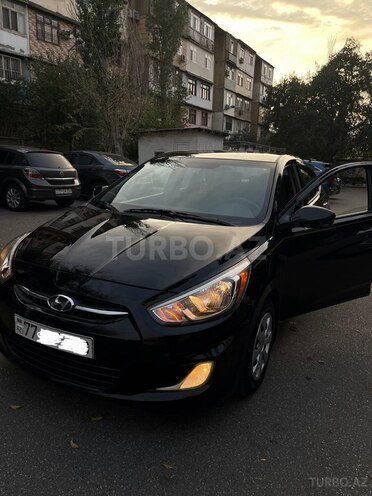 Hyundai Accent 2015, 234,110 km - 1.6 л - Bakı