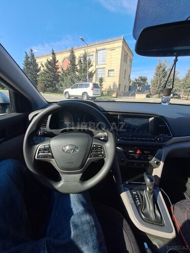 Hyundai Elantra 2018, 160,000 km - 2.0 l - Bakı