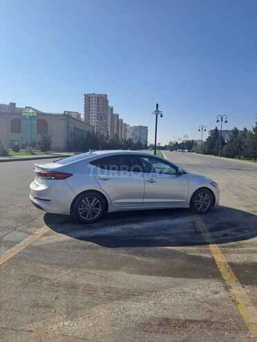 Hyundai Elantra 2018, 160,000 km - 2.0 l - Bakı
