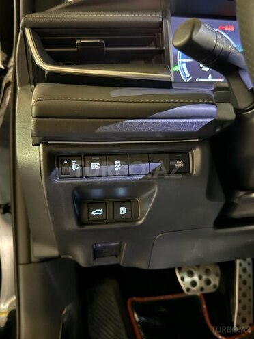 Toyota Camry 2024, 13,495 km - 2.0 л - Bakı