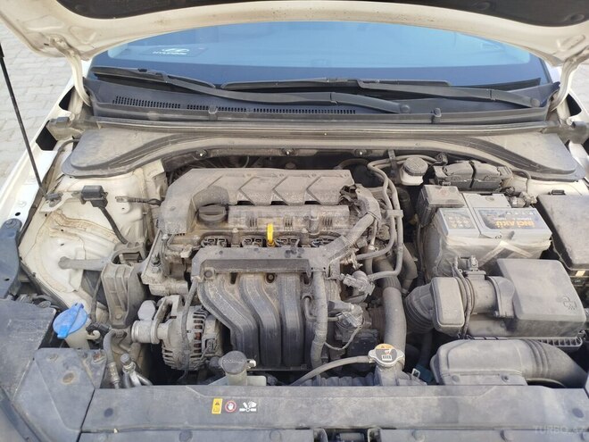 Hyundai Avante 2019, 200,005 km - 1.6 л - Bakı