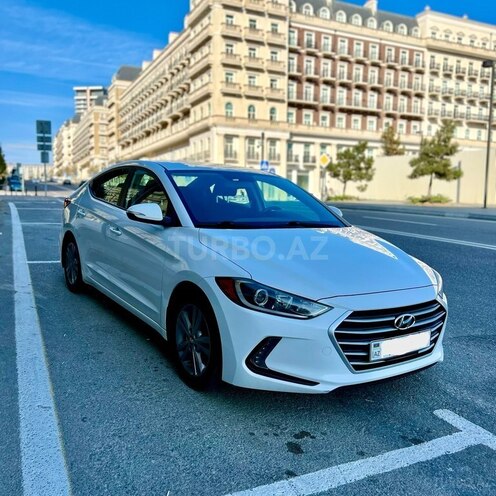 Hyundai Elantra 2017, 230,000 km - 2.0 л - Bakı