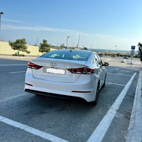 Hyundai Elantra 2017, 230,000 km - 2.0 л - Bakı