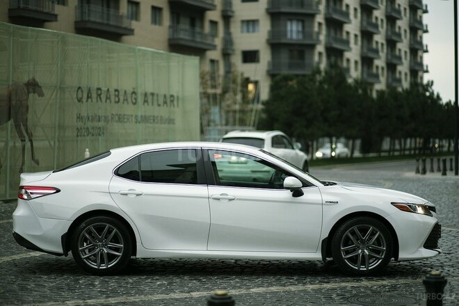 Toyota Camry 2018, 88,500 km - 2.5 l - Bakı