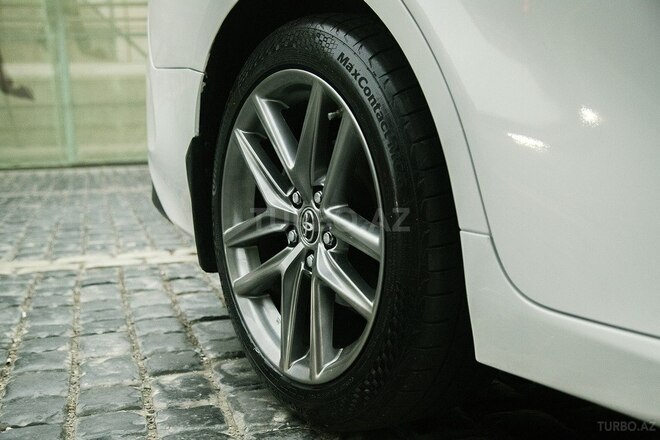 Toyota Camry 2018, 88,500 km - 2.5 l - Bakı