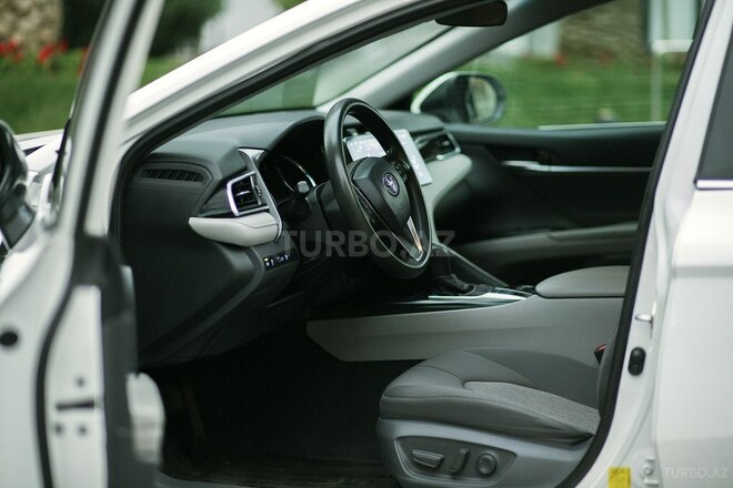 Toyota Camry 2018, 88,500 km - 2.5 l - Bakı