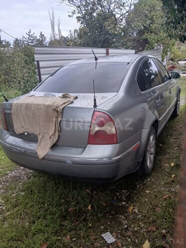 Volkswagen Passat 2003, 255,452 km - 1.8 l - Qusar