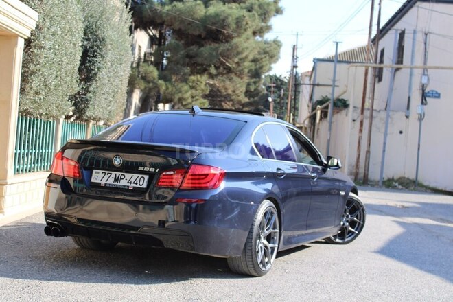BMW 528 2012, 242,000 km - 2.0 l - Bakı