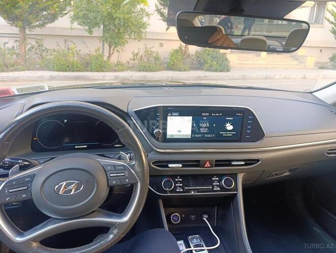 Hyundai Sonata-6