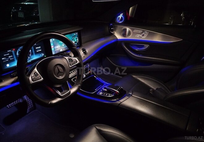 Mercedes E 220 d-9