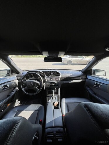 Mercedes E 220 2010, 262,000 km - 2.1 l - Sumqayıt