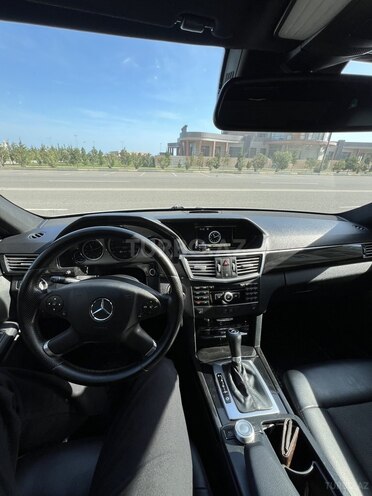 Mercedes E 220 2010, 262,000 km - 2.1 l - Sumqayıt